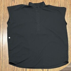 Figs Black Short Sleeve Top